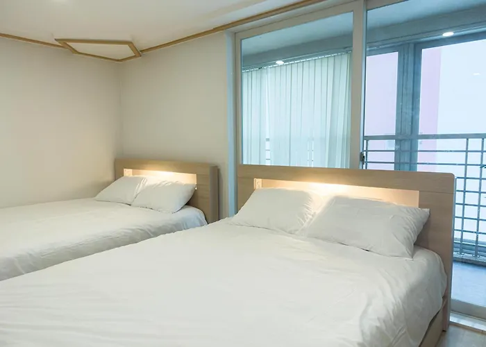 Revstay Gangnam Nonhyeon アパート *