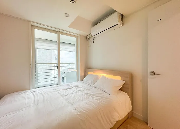 Revstay Gangnam Nonhyeon * ソウル特別市
